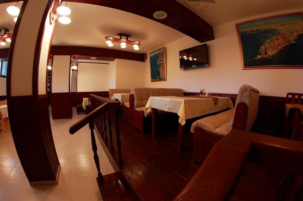 Hotel Akre Καβάρνα Εξωτερικό φωτογραφία